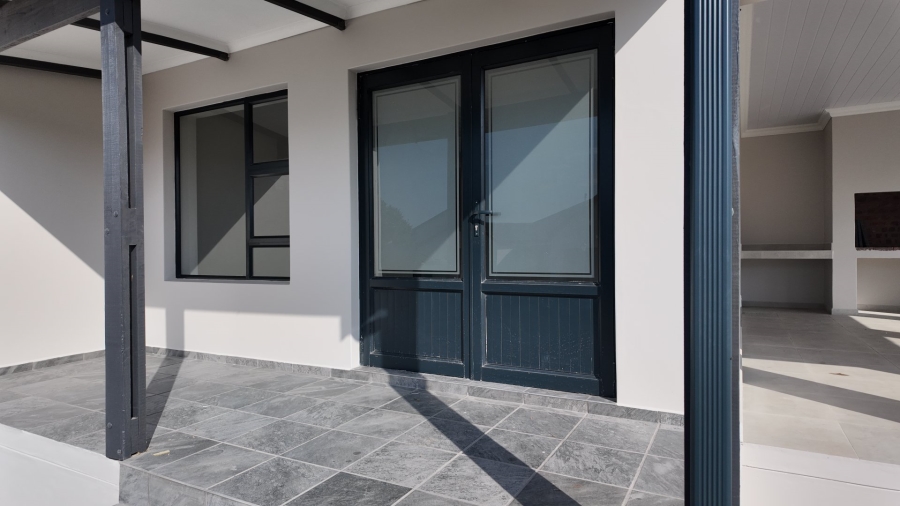 3 Bedroom Property for Sale in Stilbaai Wes Western Cape